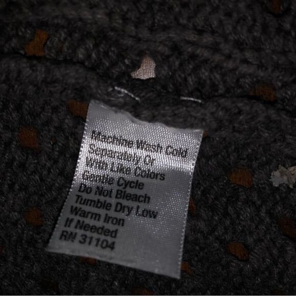 2 Girls Sweaters - Mossimo Gray Size Medium, J. Khaki Brown Knit Size Large - Picture 11 of 13